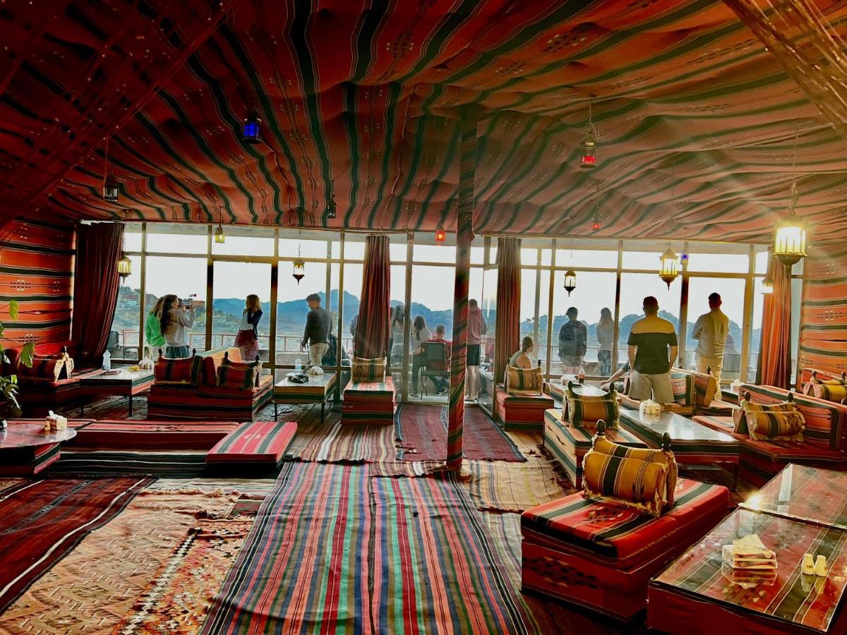 Rocky Mountain Hotel Wadi Musa Extérieur photo