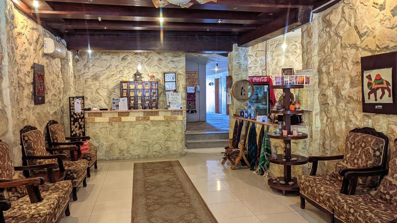 Rocky Mountain Hotel Wadi Musa Extérieur photo