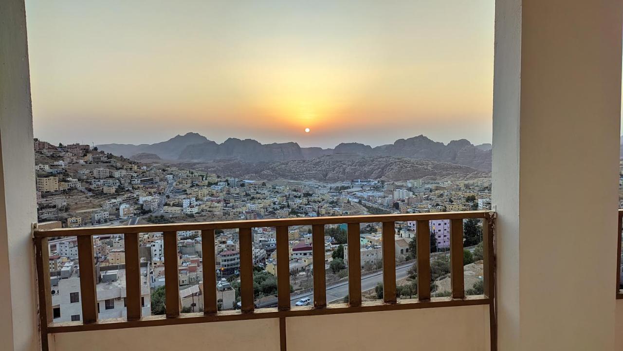 Rocky Mountain Hotel Wadi Musa Extérieur photo